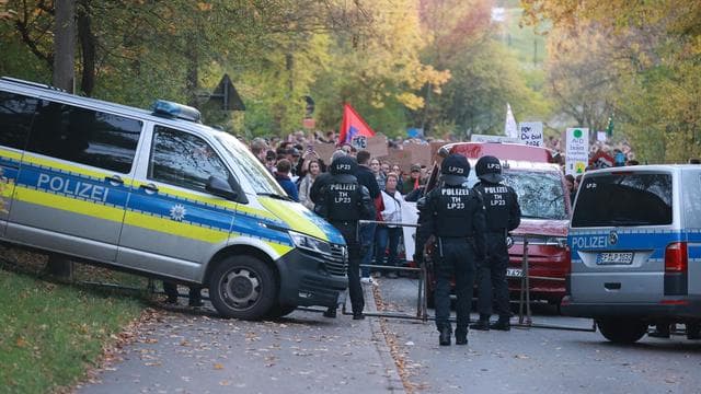 Jena: Tausende protestieren gegen Auftritt von Björn Höcke in Jena