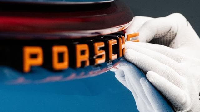 Auto: Porsche verkauft weniger Autos - aber Gewinn steigt