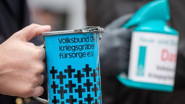 Spendensammlung: Aufruf zur Unterstützung der Kriegsgräberfürsorge