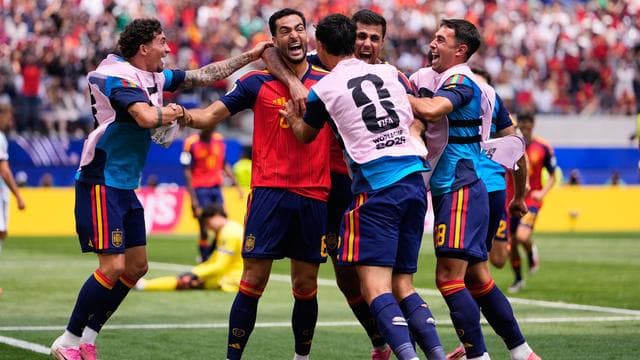 WM-Viertelfinale: Merino erlöst Spanien bei belgischem Torwart-Drama