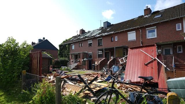 Unwetter: Tornado beschädigt bis zu 50 Gebäude in Glückstadt