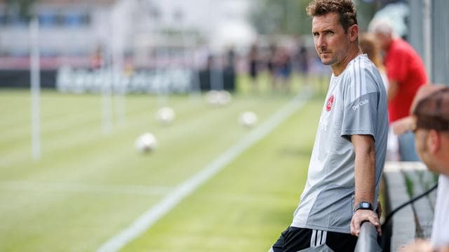 Fußball: Nürnberg feiert 5:1-Testspielsieg gegen Ansbach