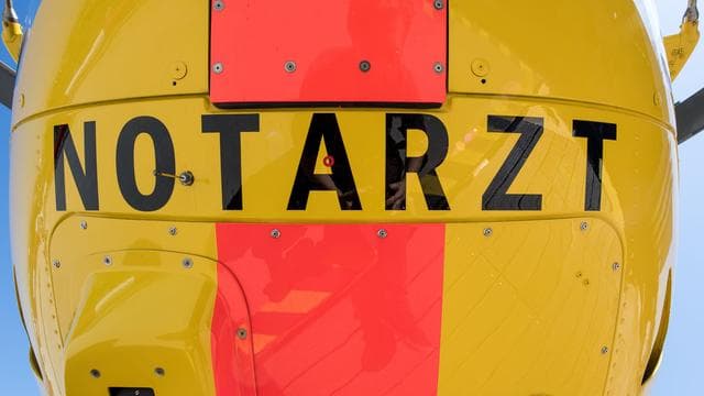 Landkreis Altenkirchen: Autofahrer übersieht Motorrad - zwei Schwerverletzte
