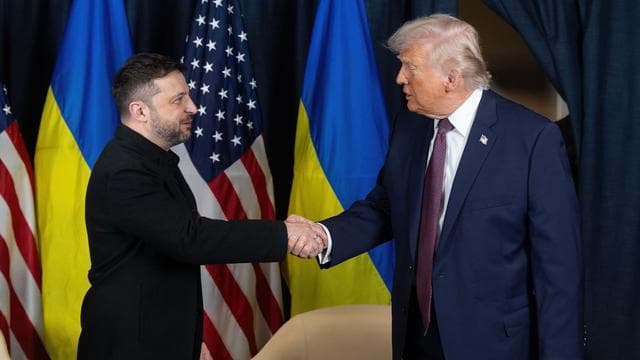 Ukraine-Krieg: US-Beamter: Trump will Selenskyj am Dienstag empfangen