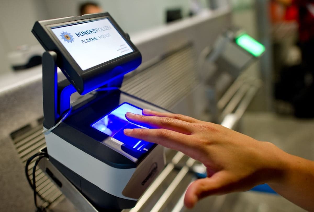 When do foreigners in Germany qualify for an expedited residence permit for travel?