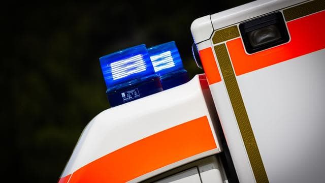Auffahrunfall: Junger Mopedfahrer bei Verkehrsunfall schwer verletzt