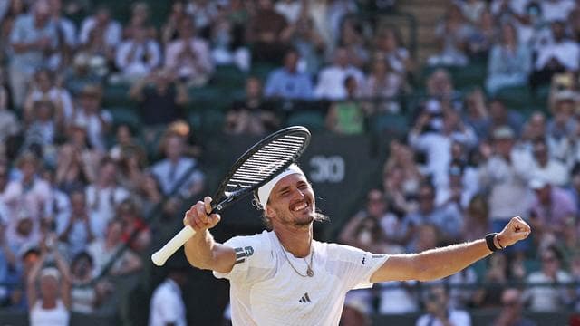 Tennis: Alexander Zverev zieht ins Wimbledon-Halbfinale ein