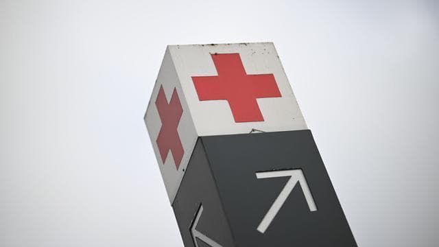 Polizei geht von Versehen aus: Babyleiche aus Klinik verschwunden und in Wäscherei gefunden