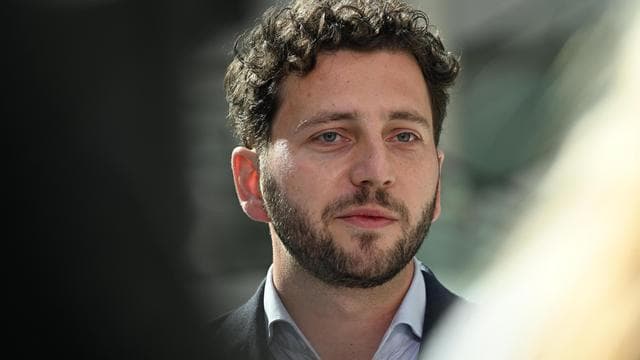 Leihmutterschaft: Felix Banaszak wift Jens Spahn mangelnde Integrität vor