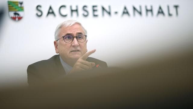 Steuern und Finanzen: Steuerschätzung: Trotz höherer Einnahmen kein Spielraum