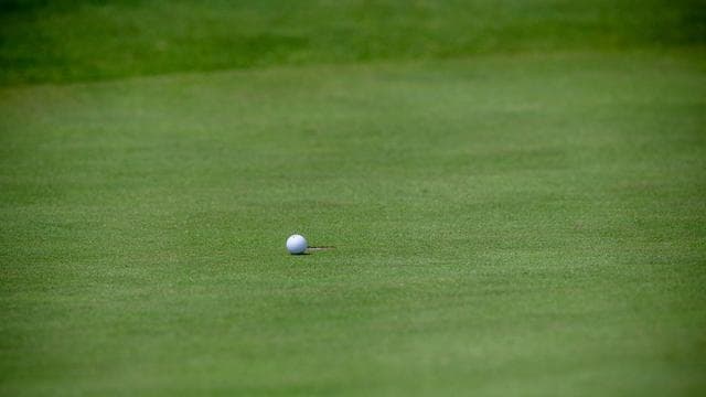 Notfälle: 73-Jährige stirbt auf Golfplatz
