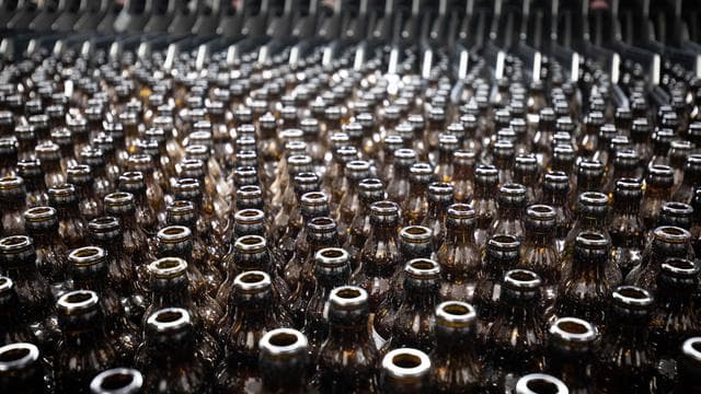 Corona-Wirtschaftshilfen: Staatliche Coronahilfen haben Studie zufolge 140.000 Betriebe gerettet