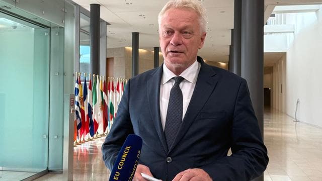 Fischerei: Agrarminister Rainer will Ausnahme für Heringfischer sichern
