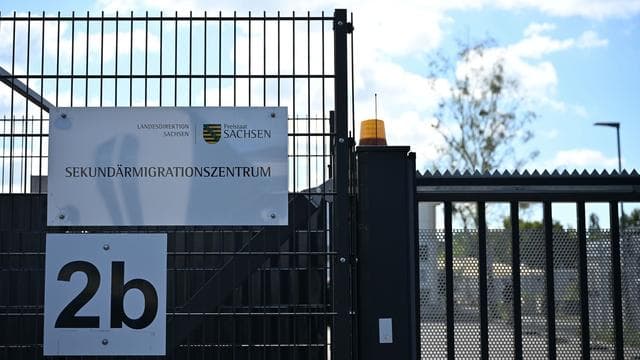 Asylverfahren: Asylreform-Umsetzung: Sachsen eröffnet Migrationszentrum
