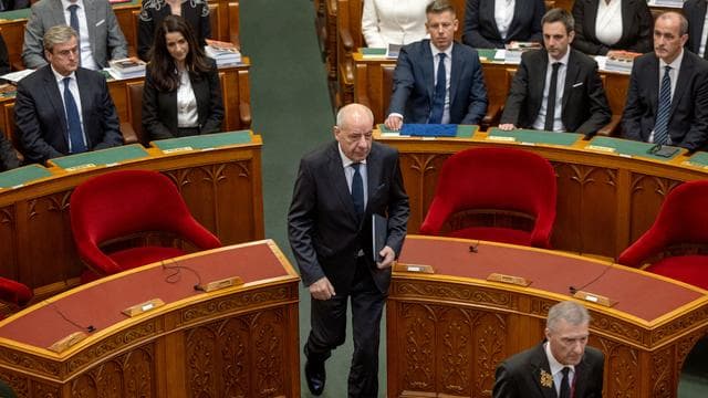 Tamás Sulyok: Ungarns Präsident unterzeichnet Novelle zu eigener Absetzung
