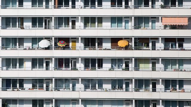 BGH-Urteil: Wohnungseigentümer dürfen Klimaanlage auf Balkon einbauen