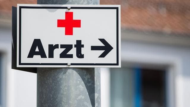 Demonstration am Mittag: Medizinstudierende fordern Reform des Studiums