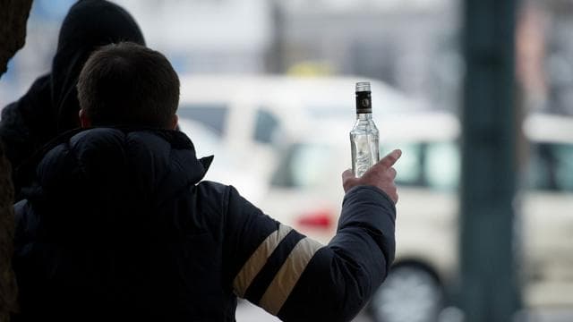 Gegen Kriminalität: Deutsche Bahn plant Alkoholverbot an allen Bahnhöfen