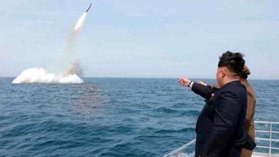 Nordkorea feuert erneut ballistische Raketen in Richtung Japanisches Meer: Seoul verstärkt militärische Alarmbereitschaft