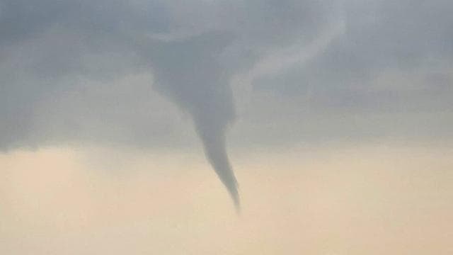 Extremwetter: Möglicher Tornado verwüstet Teile von Glückstadt in Schleswig-Holstein