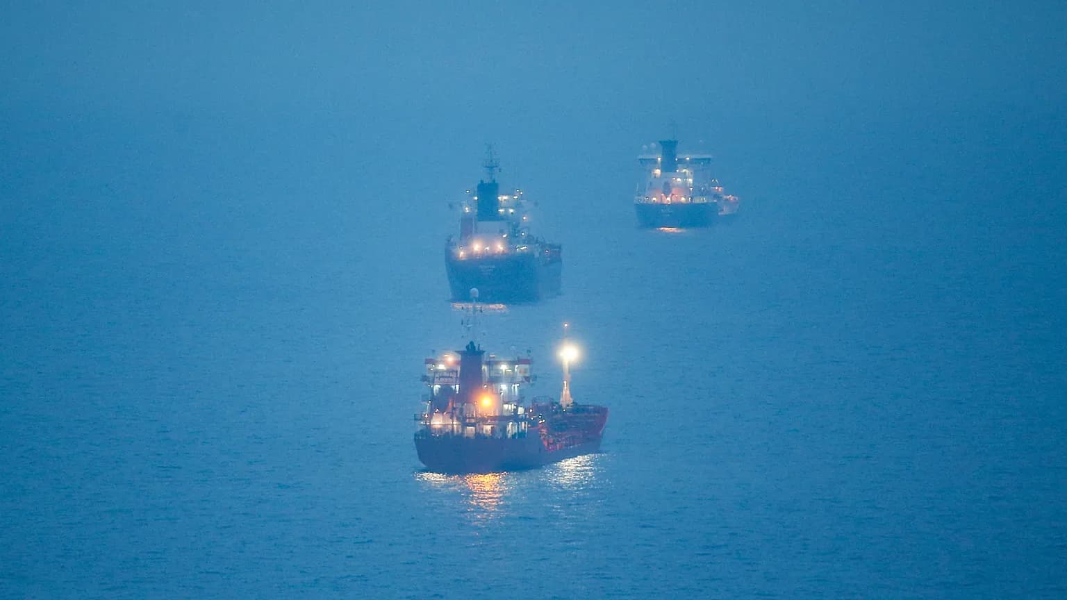 Schwarzes Meer: Zwei Frachtschiffe vor Bulgarien von Drohnen getroffen – ein Schiff sinkt, Besatzung vermisst