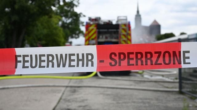 Brand in Bautzen: Batterie-Löscharbeiten in Bautzen abgeschlossen