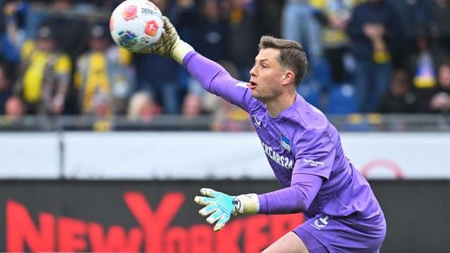 2. Fußball-Bundesliga: Offiziell: Hertha-Keeper Ernst geht zu Königsklassen-Club