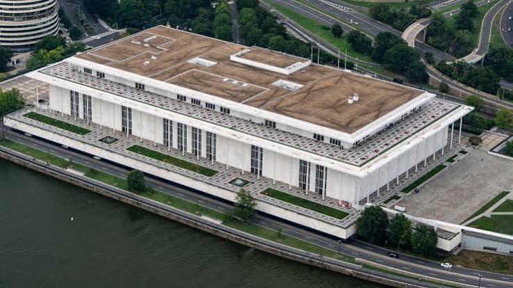 Kennedy Center: Verwaltungsrat stimmt erneut für zweijährige Schließung