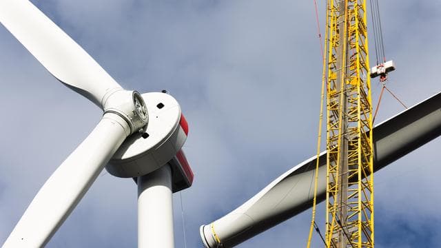 EEG-Reform und Netzpaket: Kabinett beschließt Erneuerbare-Energien-Gesetz von Katherina Reiche