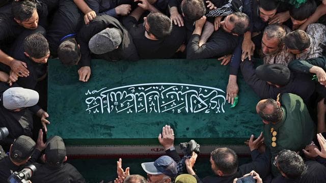Iran-Krieg: Irans oberster Führer Chamenei beerdigt