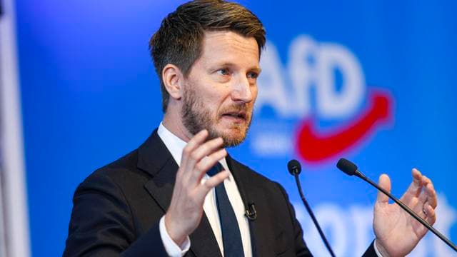 AfD in Nordrhein-Westfalen: AfD-Bundesvorstand geht gegen NRW-Chef Martin Vincentz vor