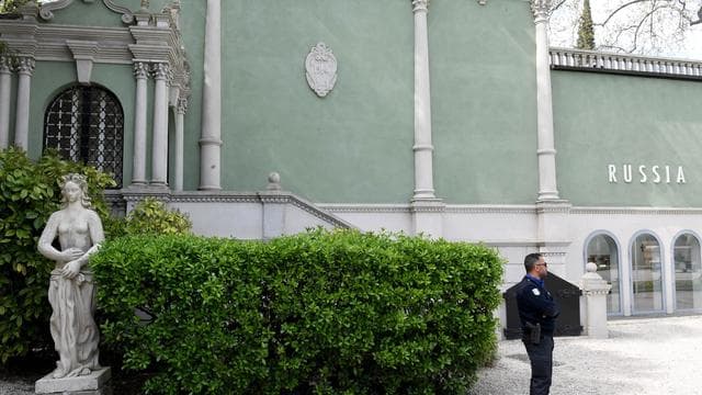 Weltberühmte Ausstellung: Russland bei Biennale: EU-Kommission für Förderungsentzug