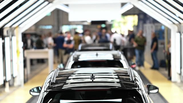 VW-Konzern: Sitzung des VW-Aufsichtsrats endet ohne Klarheit zu Sparplänen