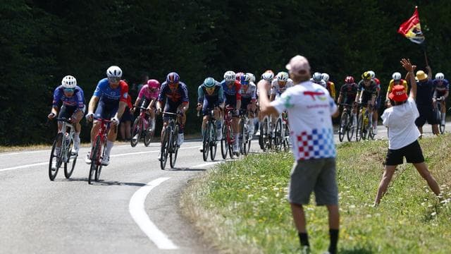 Tour de France: Lipowitz verliert einen Platz bei XXL-Etappe - Schmid siegt