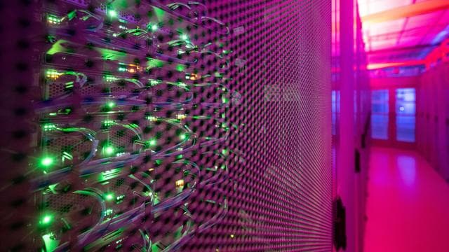 Techkonzerne Meta und Microsoft: Hohe Ausgaben für Künstliche Intelligenz besorgen Anleger