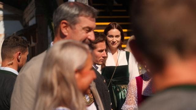 Medien: «Die Energie ist komisch» - Söder als Papa