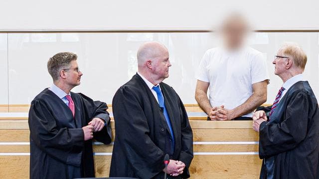 Mordprozess: Arzt vor Gericht: Wollte er Menschen töten - oder helfen?