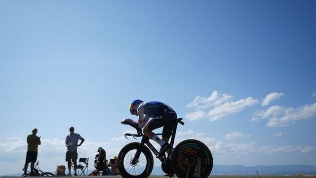 Tour de France: Lipowitz nach Sturz raus - Evenepoel gewinnt Zeitfahren