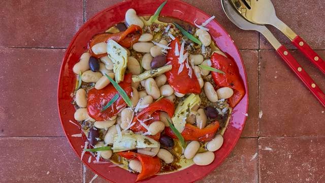 Antipastisalat mit Artischockenpesto: Gigantes gut, alles gut