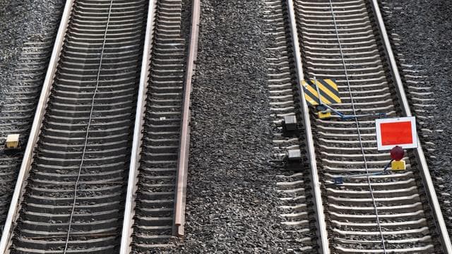 Bahnverkehr: Sanierte Strecke Köln-Wuppertal wieder in Betrieb