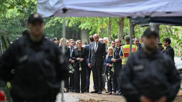 Terrorismus: Merz besucht Tatort im Berliner Tiergarten