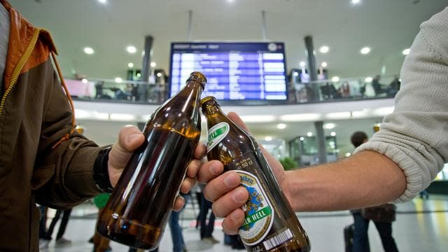 Deutsche Bahn: Bahn plant offenbar Alkoholverbot an allen deutschen Bahnhöfen