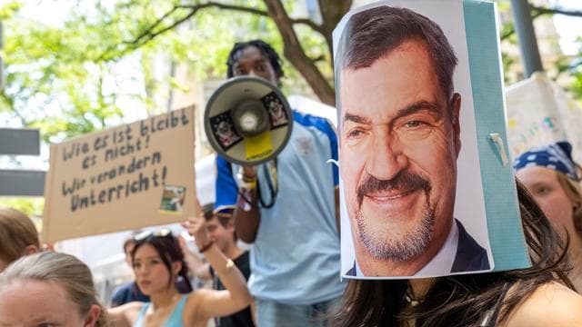 Schulen: 24-Stunden-Protest gegen unangekündigte Exen