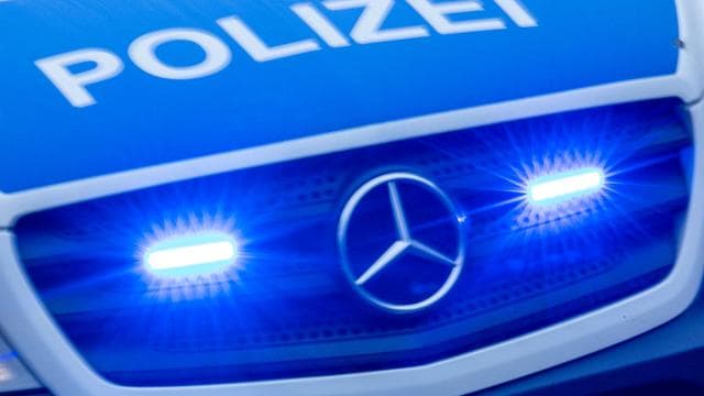 Auf Fußgängerüberweg: Sechsjähriger von Auto angefahren und schwer verletzt