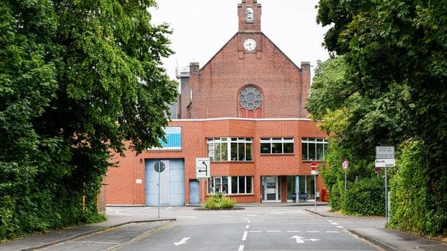 Ermittlungen: Großeinsatz in JVA Siegburg - Verdacht auf Aufstand