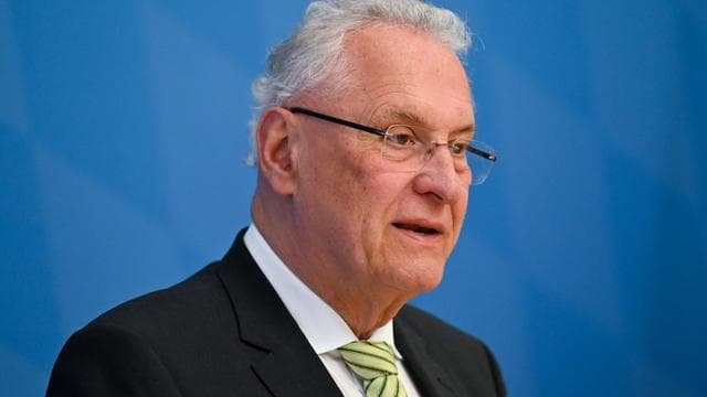 Proteste der Gen Z: Herrmann rechnet bei Samstags-Demos nicht mit Gewalt