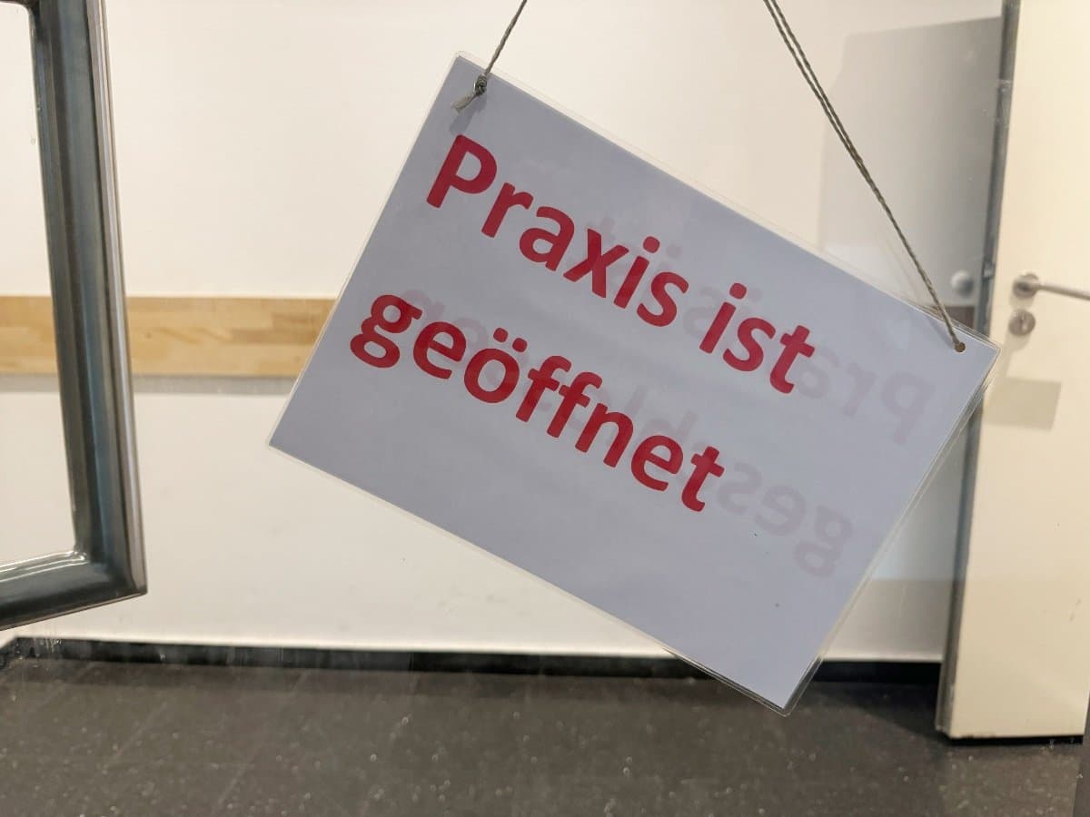 Do all foreigners in Germany have access to free healthcare?