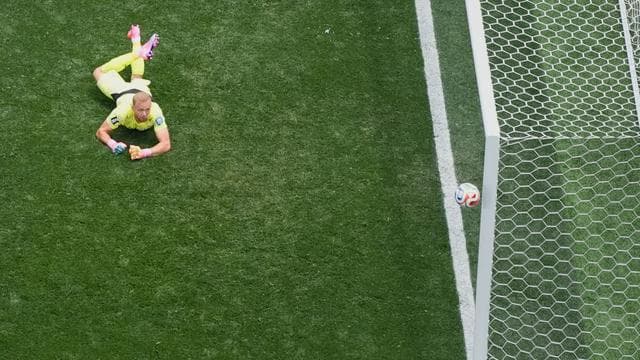 Transfer: Werder verpflichtet Oskar Wojcik – Schlager im Gespräch