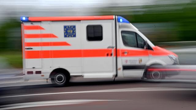 Medizinische Ursache: Autofahrerin stirbt nach Frontalzusammenstoß
