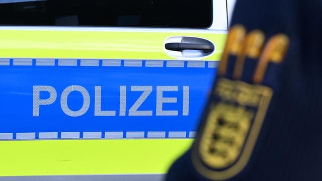 Zerstörung auf Parkplatz: Mutmaßlicher Serientäter zerkratzt Auto und wird erwischt